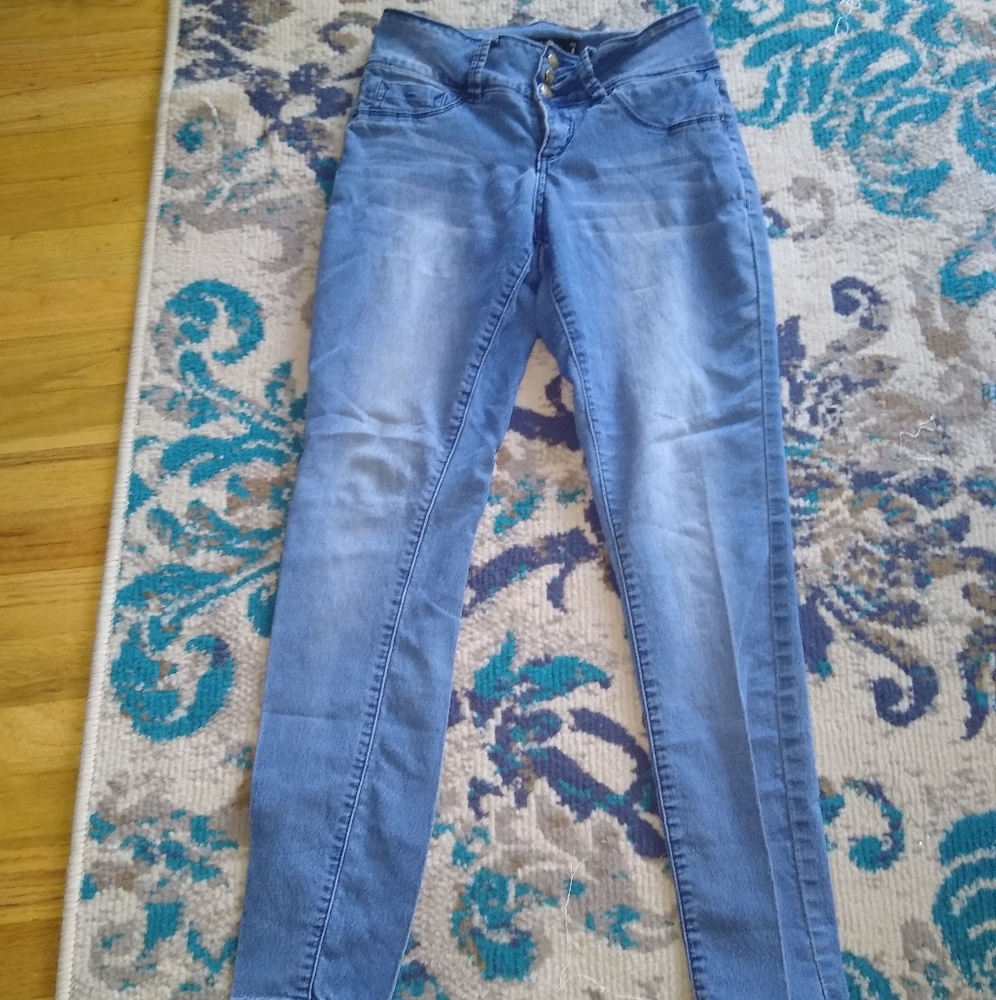Royalty For Me size 4 jeans